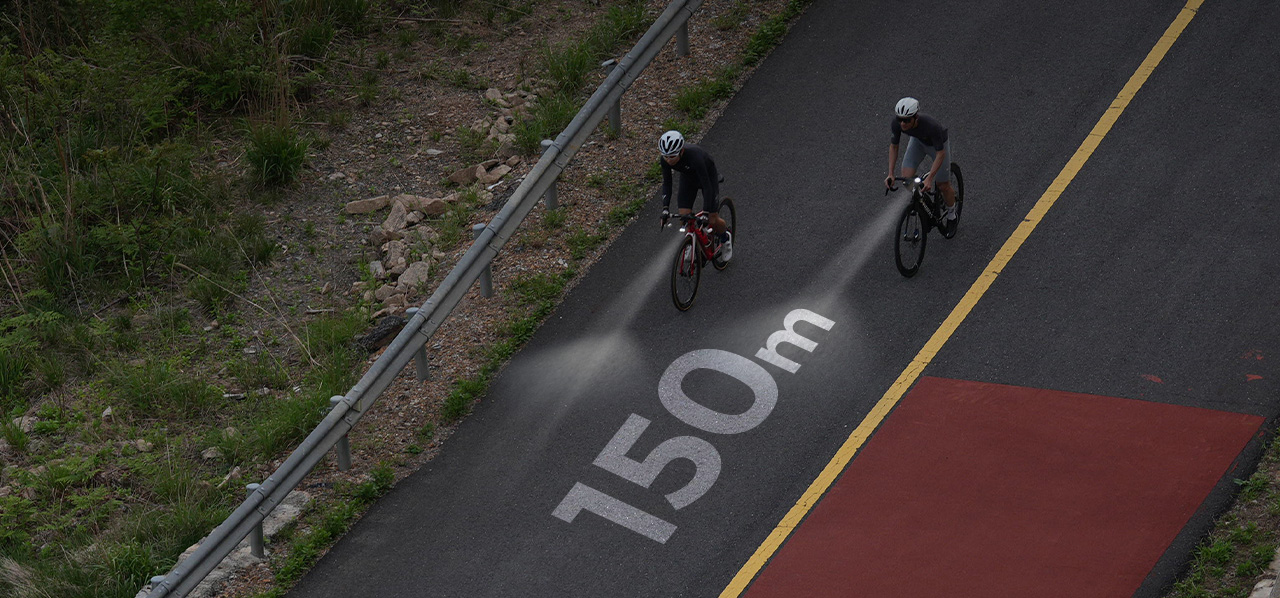 VS1800 Bike front light with 1800 lumens